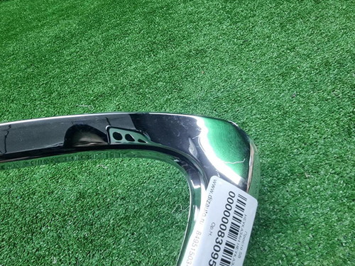 Молдинг переднего бампера Toyota Camry xv70 20-нв