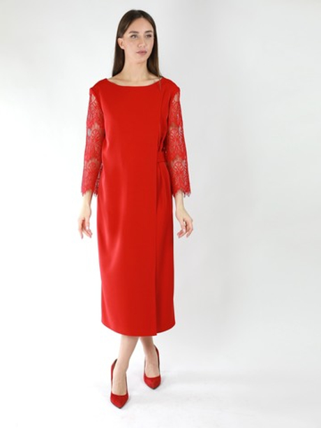 Платье с ассиметричным запахом с рукавами из фактурного кружева