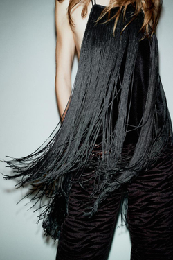 ZARA ТОП ХАЛТЕР ИЗ БАРХАТА С БАХРОМОЙ, ЧЕРНЫЙ