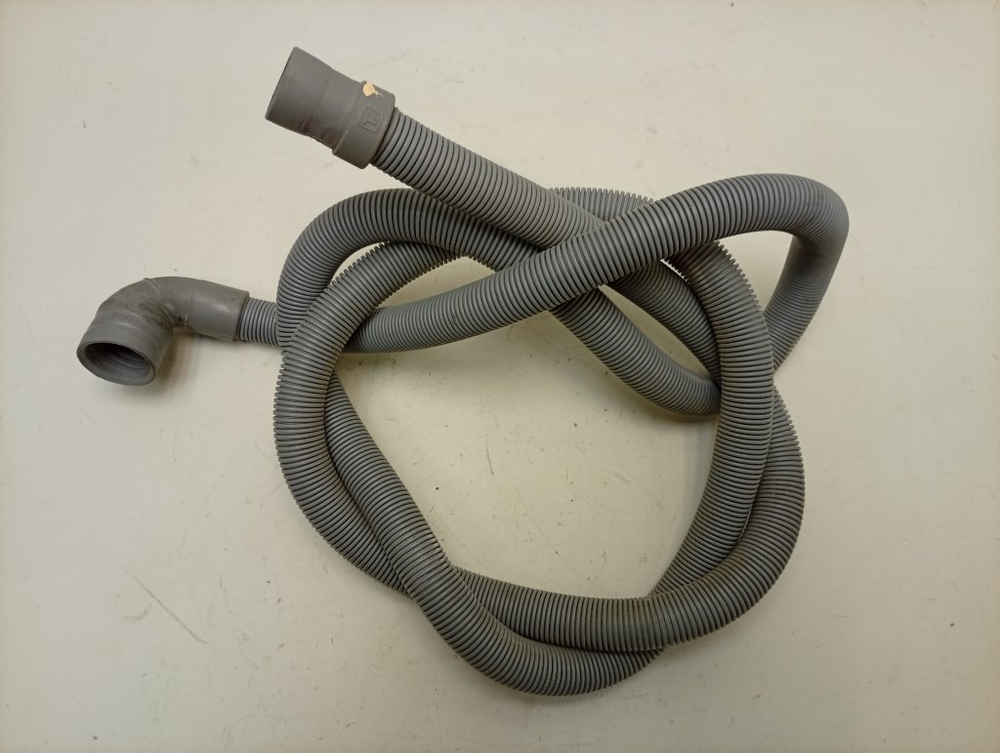 ARSL105 кт56 Сливной шланг для стиральной машины Hotpoint - Ariston б/у