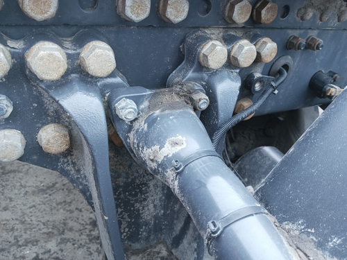 Кронштейн крыла заднего левый 2021г.