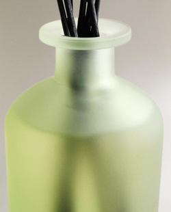 Zara Home TUBEROSE REED DIFFUSERS — ароматический диффузор с тростниковыми палочками, Тубероза, 230 мл