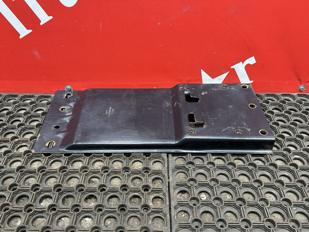 Кронштейн сиденья пассажирского