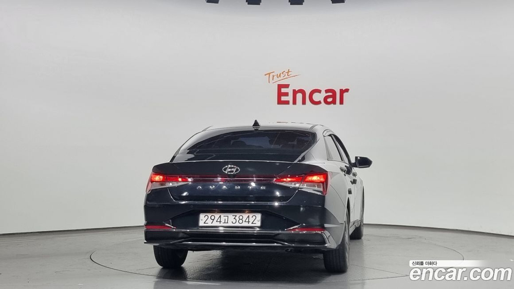 Hyundai Avante Hybrid (CN7) Smart (03.2021)