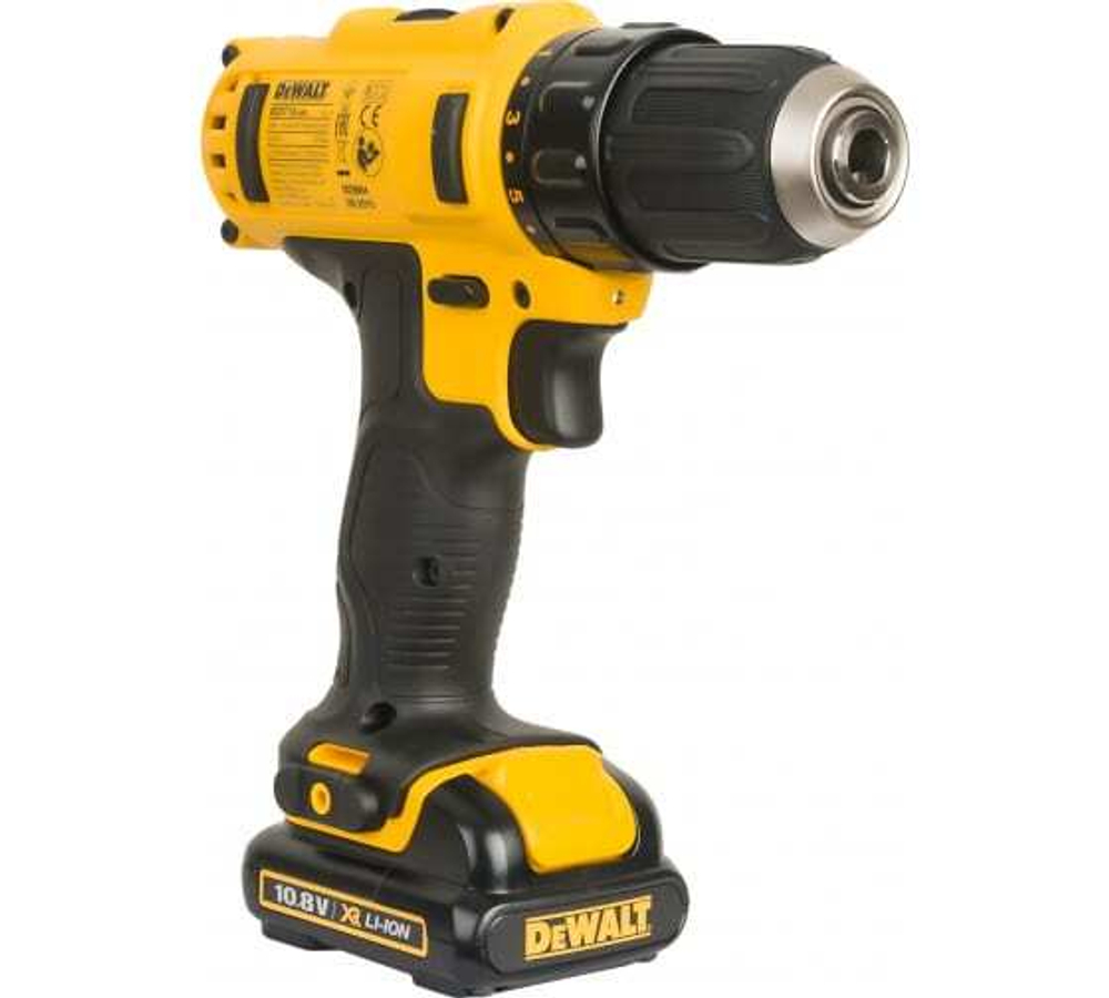 DeWALT дрель-шуруповерт DCD710C2