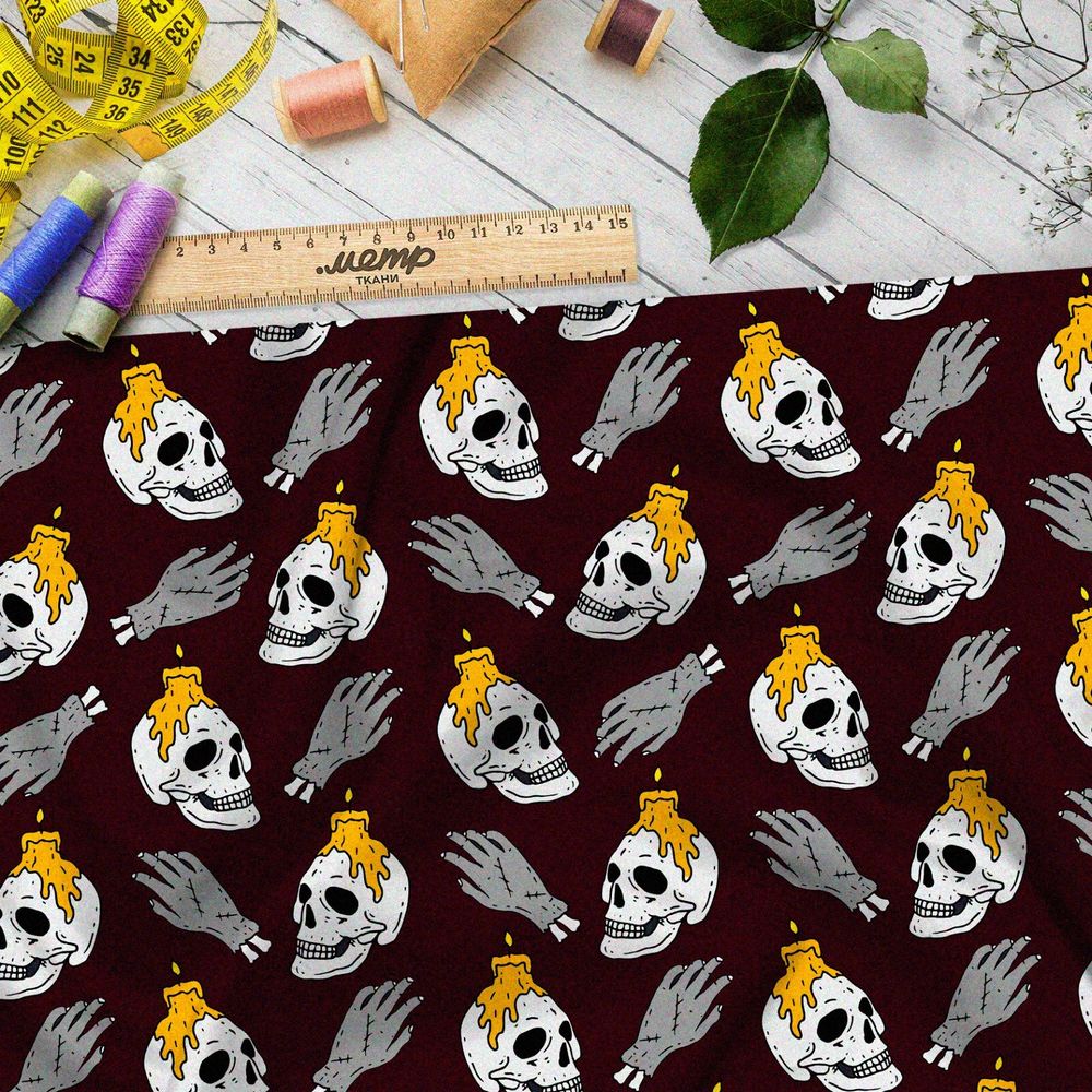 Ткань бифлекс черепа с горящими свечами и серые кисти