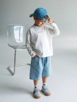 Лонгслив для мальчика белый в школу