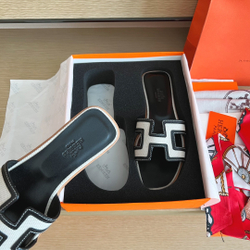 Hermes Oran Sandal