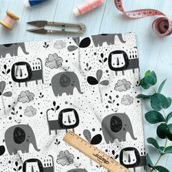 Ткань блэкаут африканские звери на белом фоне