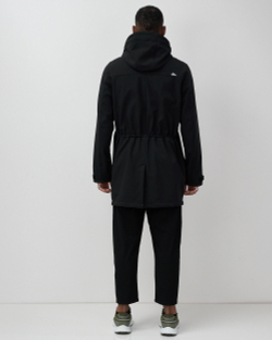 Парка спортивная мужская с капюшоном softshell черного цвета 9565Ch