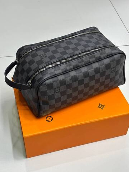 Косметичка Louis Vuitton