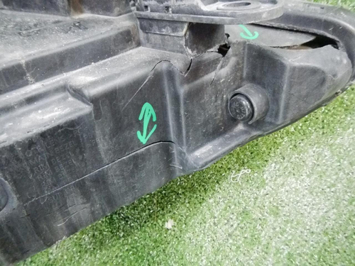 Фара левая Genesis G70 (2017-2021) LED