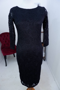 Платье Mela Loves London кружевное, маркировка 40, визуально на 46 размер