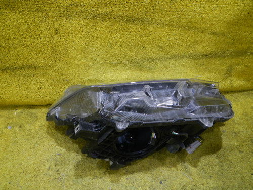 Битая Фара правая Toyota RAV4 4 CA40 (2015-2019) LED