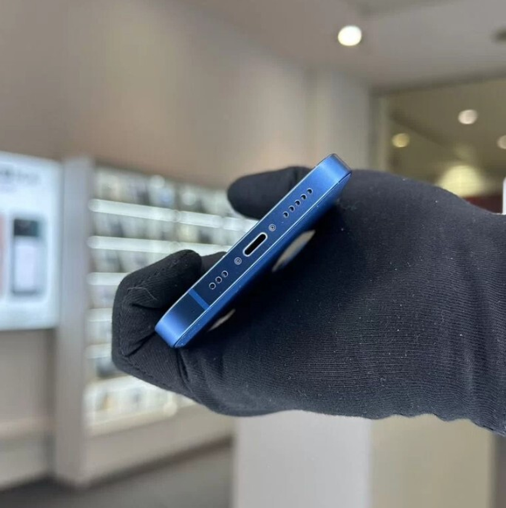 iPhone 13, 256 ГБ б/у