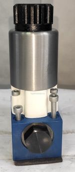 M-2SEW6N3X/420MG24N9K4 - Гидрораспределитель седельного типа Ду 6 с электроуправлением на 420 бар, схема N