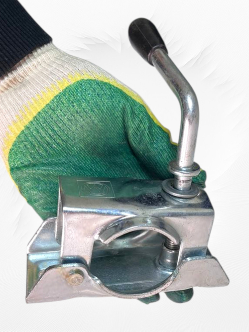 Хомут для крепления опорного колеса прицепа Тема