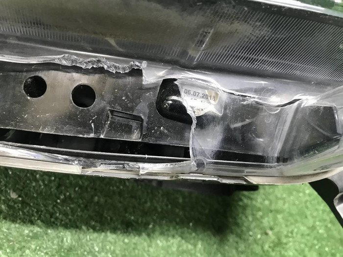 Битая Фара левая Smart Fortwo 3 (14-нв) галоген