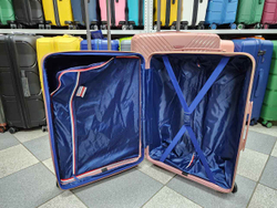 Чемодан Большой (L) полипропилен "Mironpan" съёмные колёса