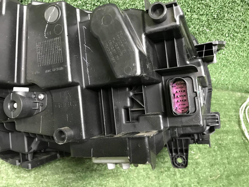 Битая Фара левая Geely Tugella (2019-н.в.) LED