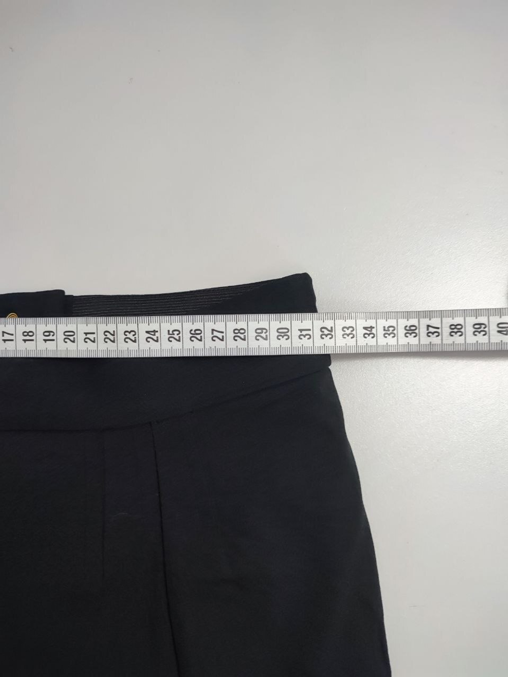 Брюки H&M стильные 38 размер