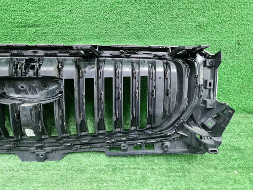 Решетка радиатора Geely Monjaro (2021-н.в.)
