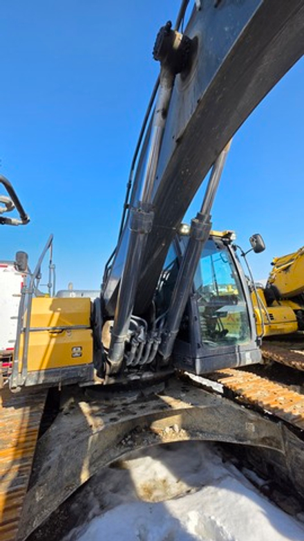 John Deere E260 Экскаватор E260LC (Дизельный, 6,8 л, 193 л.с., АТ)