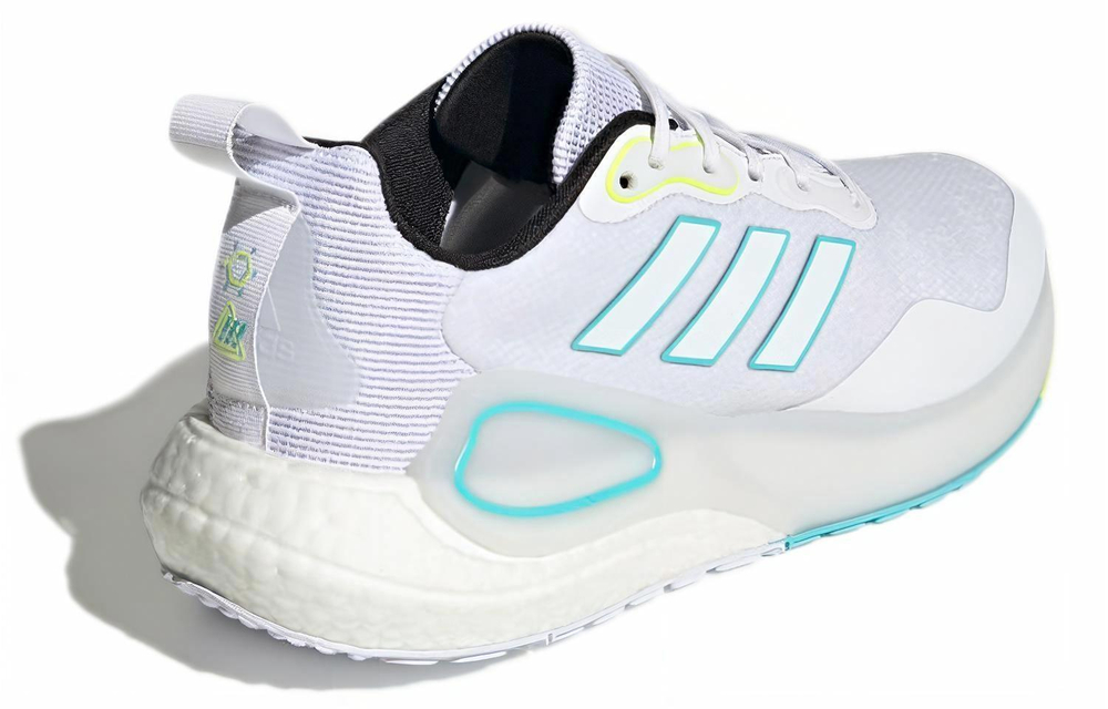 Кроссовки Adidas Alphalava