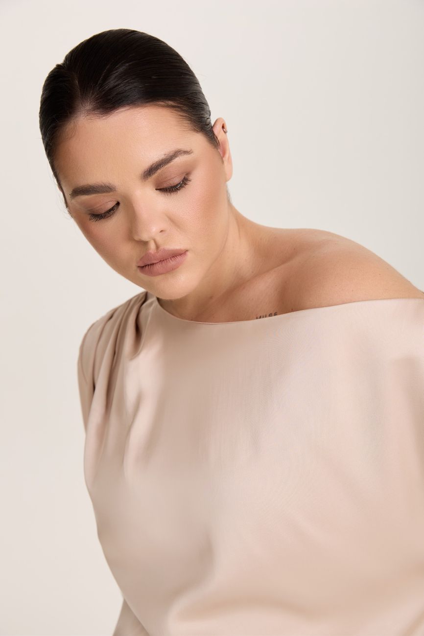 Блузка со спущенным плечом, сливочный