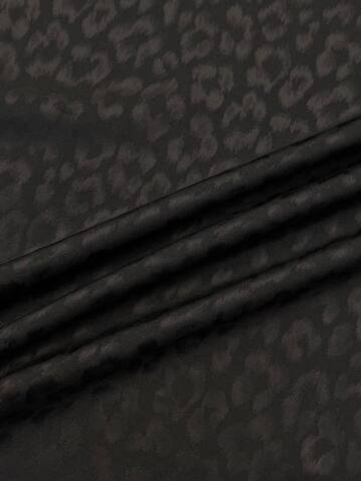 Вискоза с эластаном Dolce&Gabbana черная с анималистичным принтом