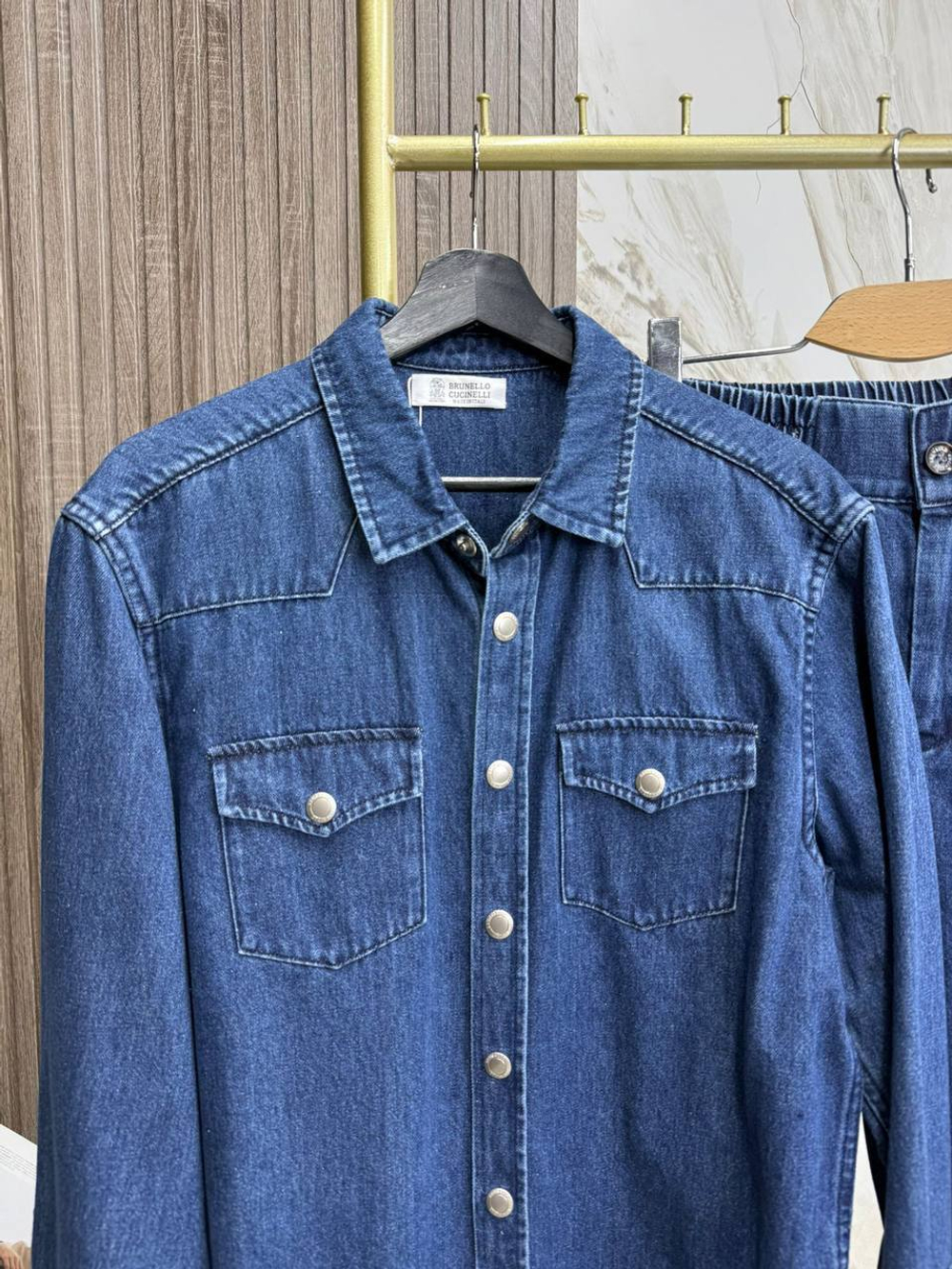 Джинсовый костюм Brunello Cucinelli