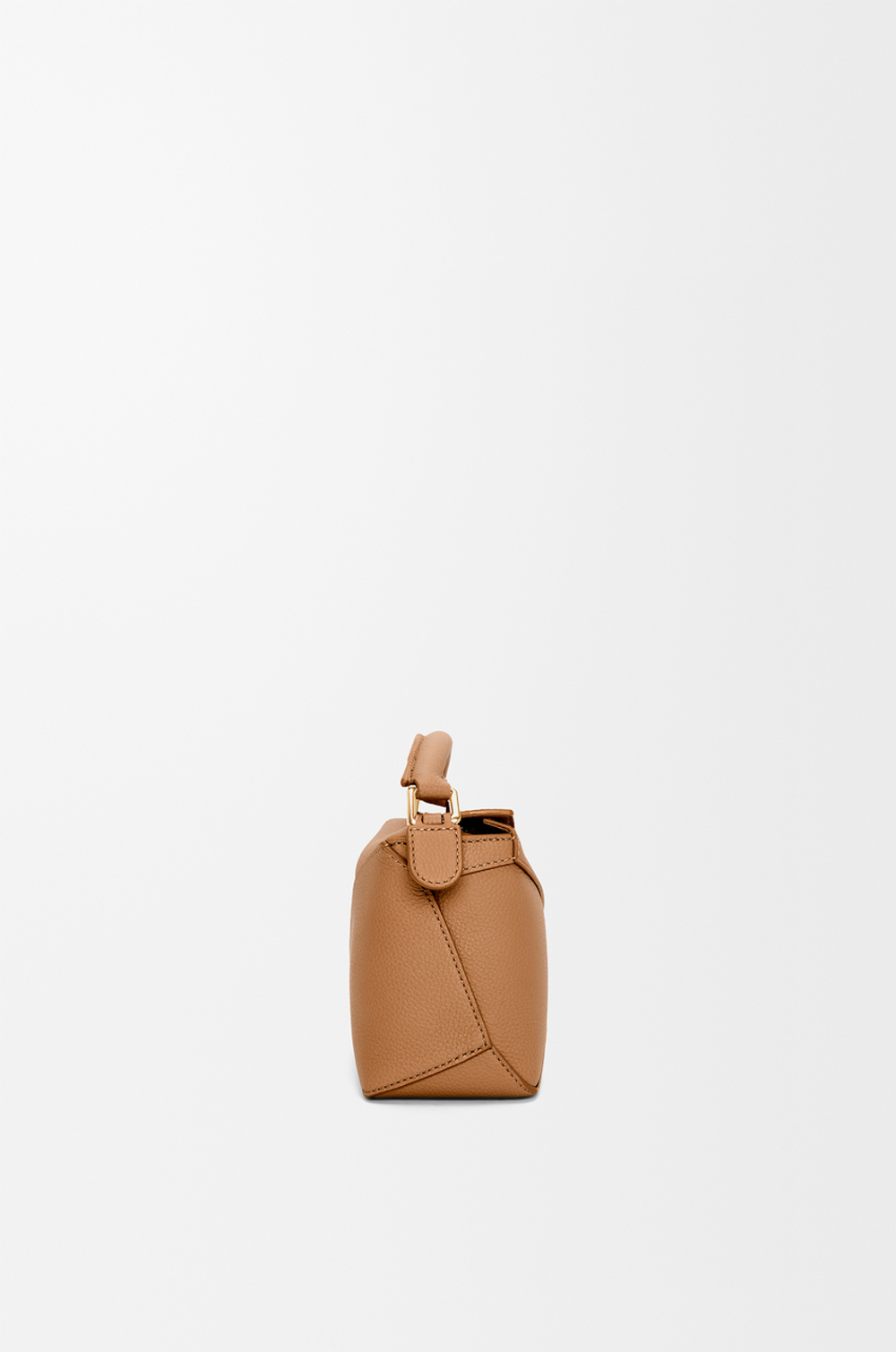 Loewe Мини-сумка Puzzle Edge из мягкой зернистой телячьей кожи, светло-коричневый