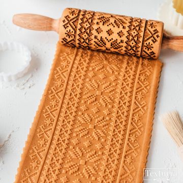 Малая скалка с узором Роза Сэльбу