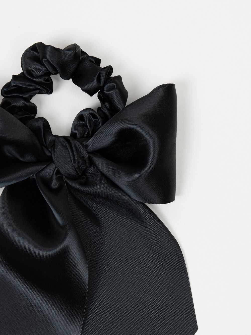 Резинка бант "Черный" 7+
