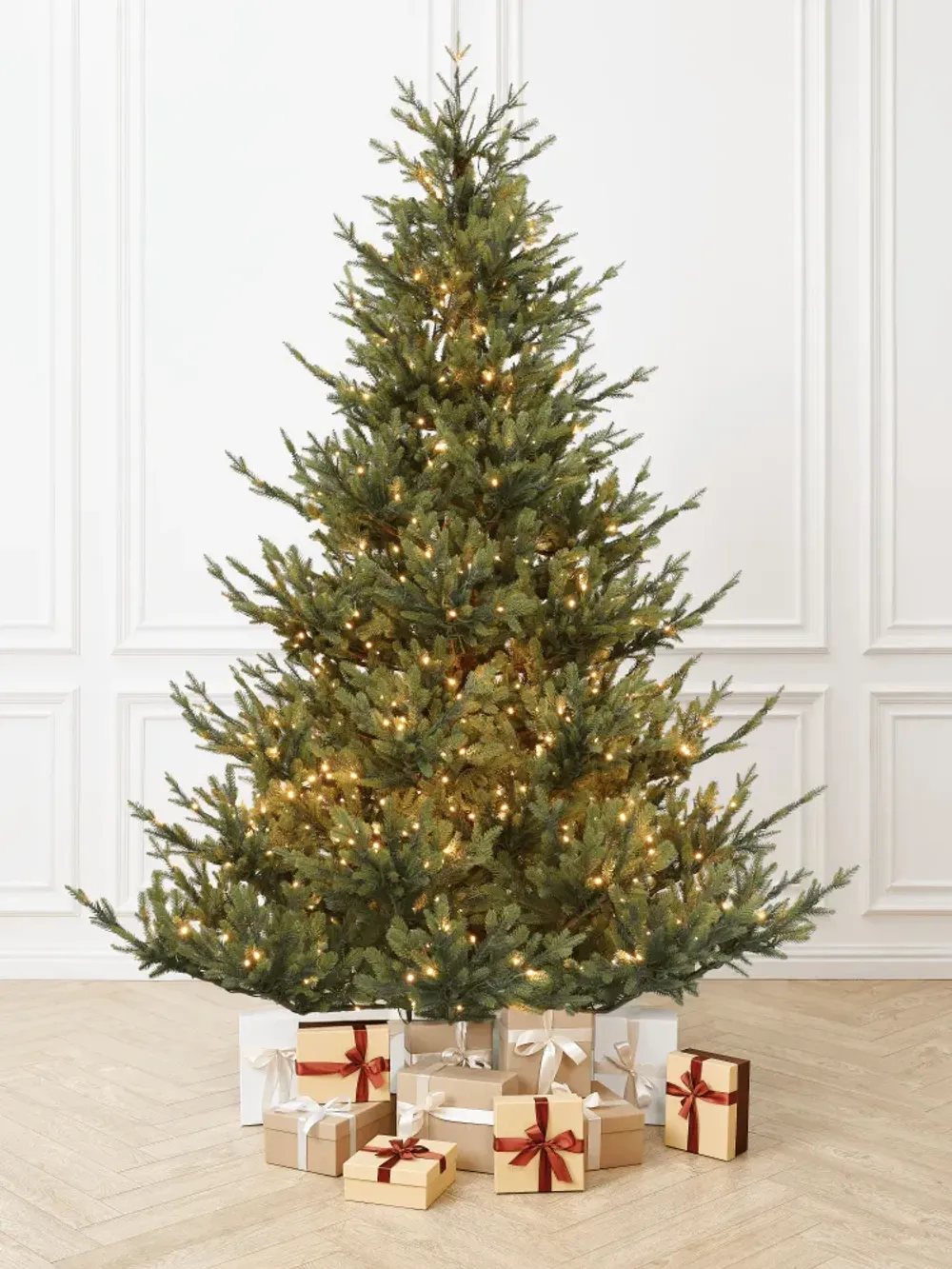 Елка с гирляндой встроенной «Eiffel» (Литая хвоя) 270 см / 2,7 м