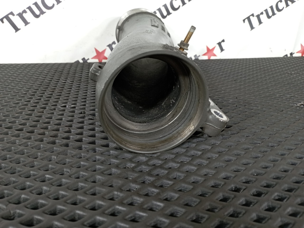 Патрубок интеркулера 2018 г.