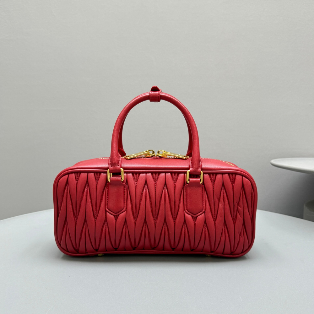 Miu Miu Arcadie Large Bag 27 cm