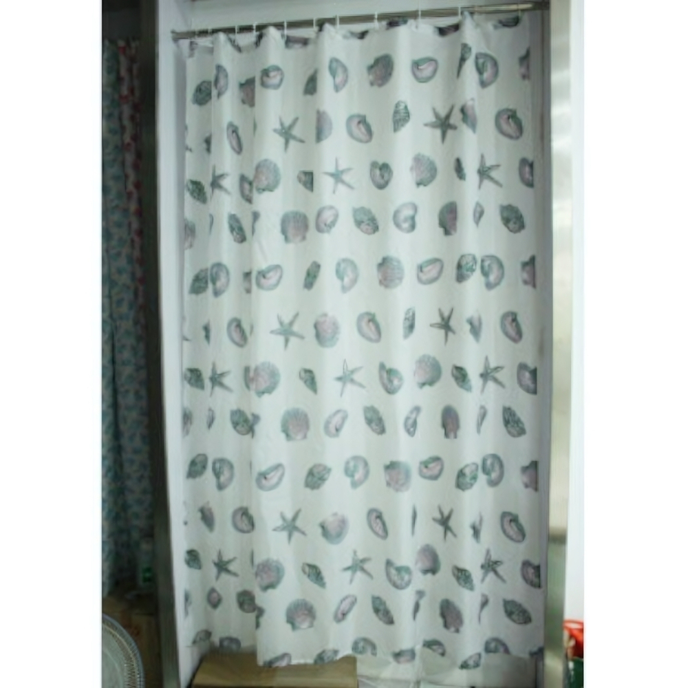 Штора для ванной комнаты полиэстер эконом 180*200 с кольцами Серые ракушки YQL-1032