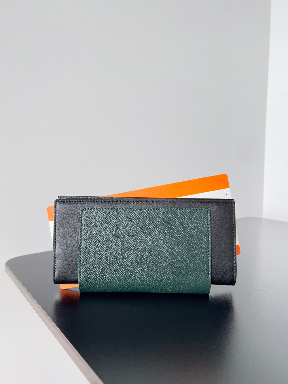 Кошелек из натуральной кожи