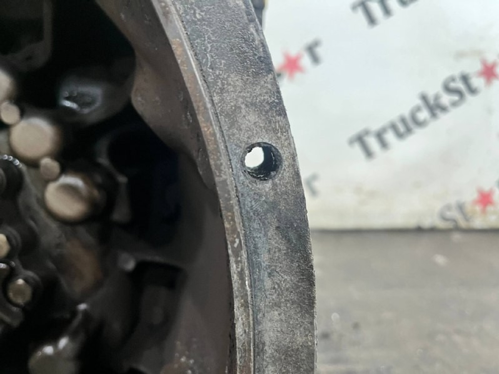 МКПП ZF 16S2220TD