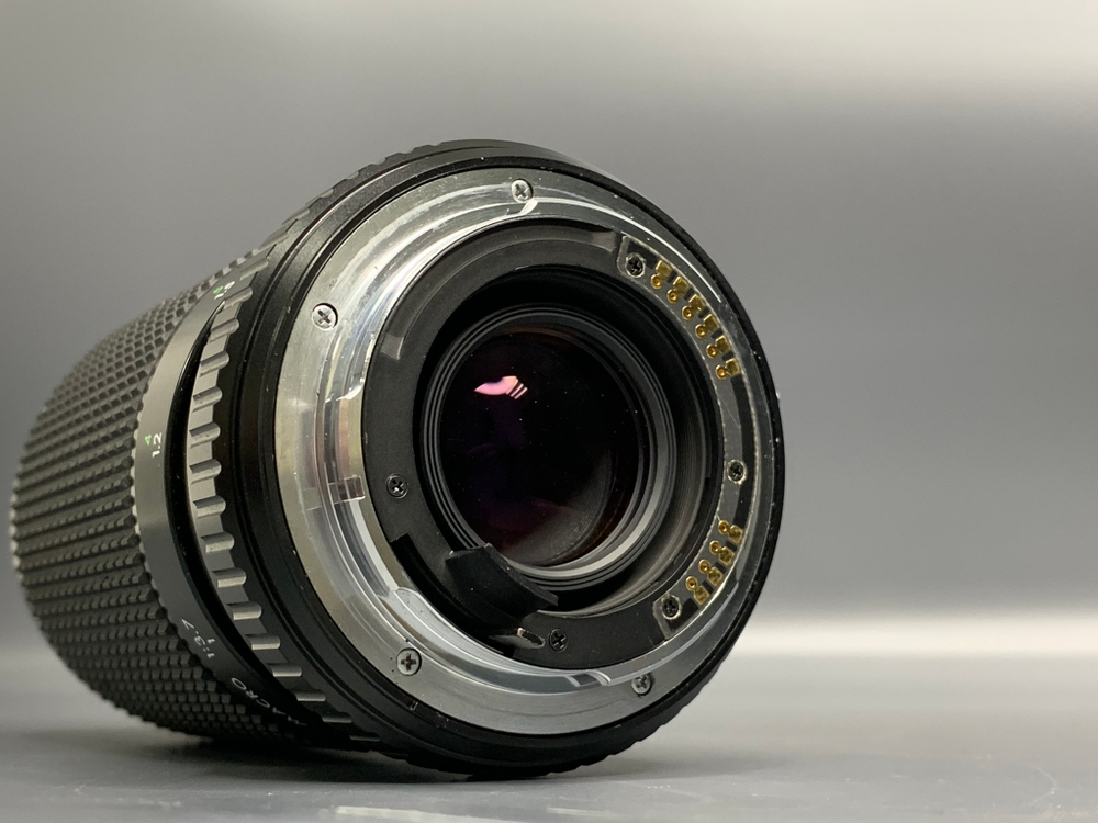 Revuenon 80-200mm MCE Mamiya