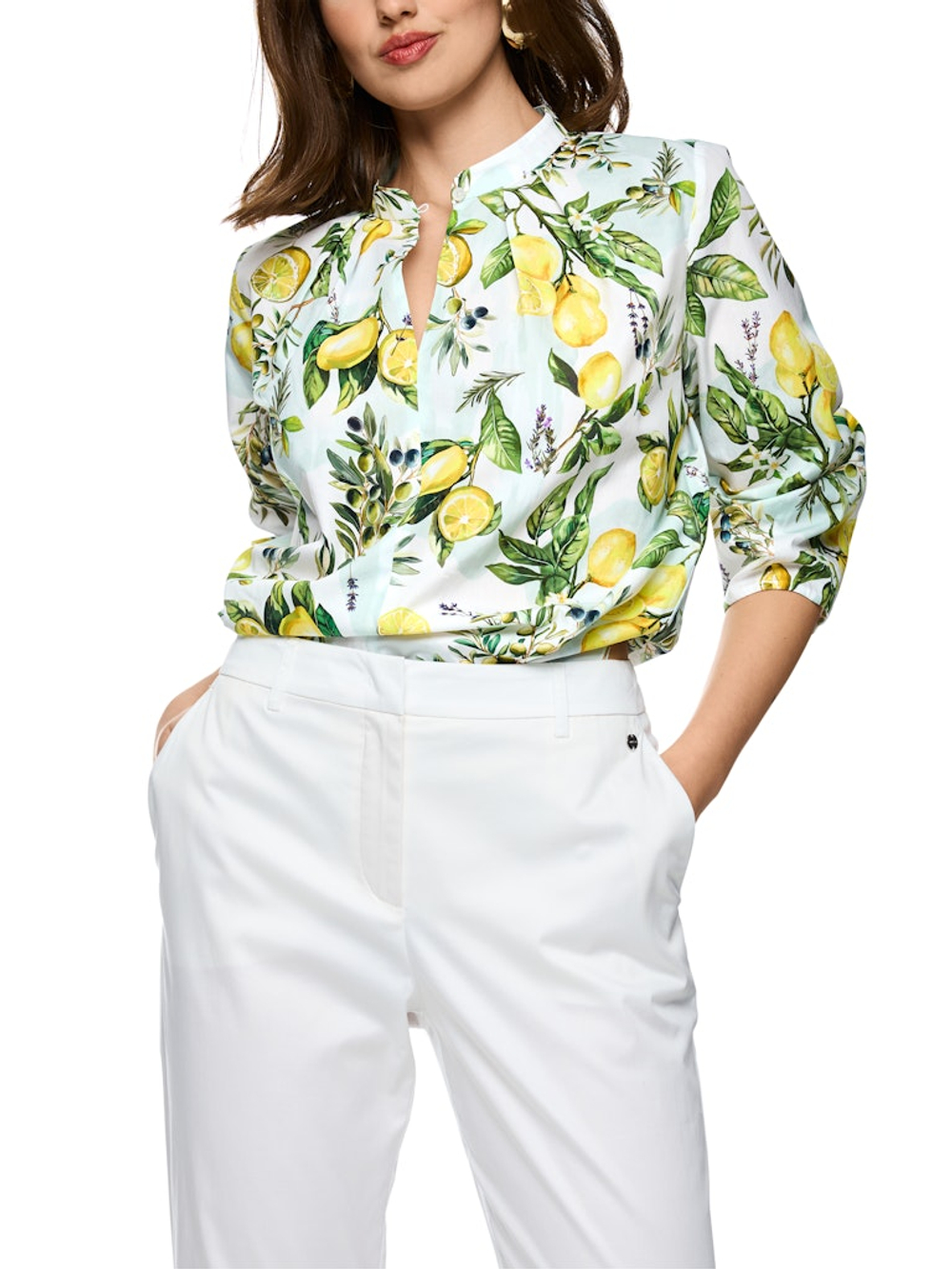 Marc-Cain-Ad_FrühjahrSommer-2026_100_AA-51.07-W02_7