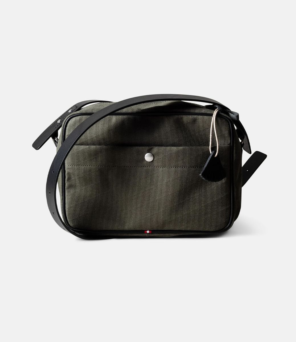 Hard Graft Regular Crossbody Bag Forest — наплечная сумка