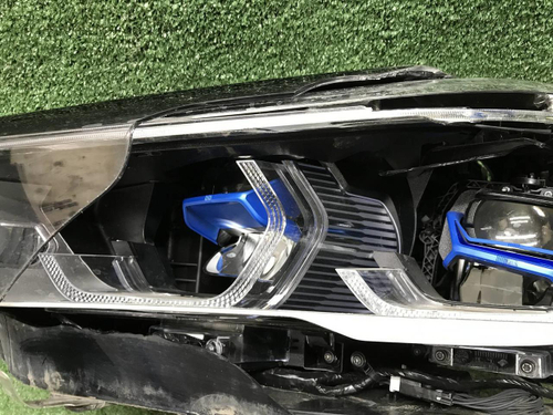 Битая Фара левая BMW X5 G05 X6 G06 (18-23) Laser