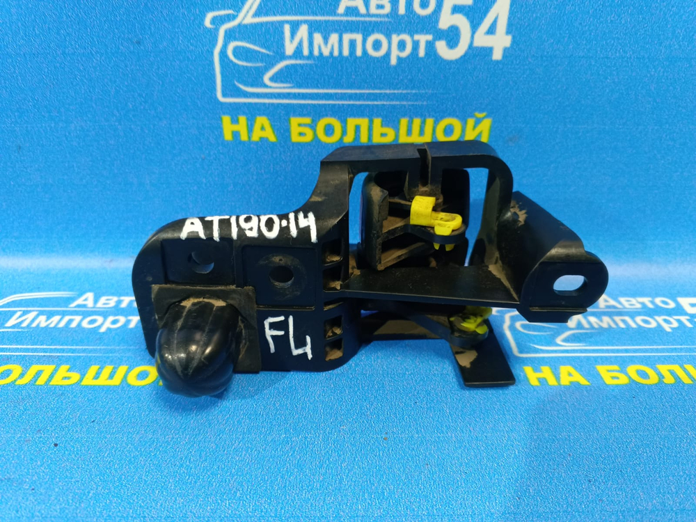 Ручка двери передней левой салонная TOYOTA CARINA E 1995