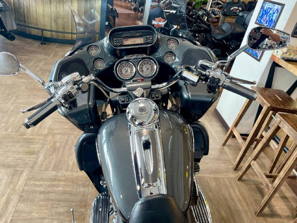 Harley-Davidson CVO Road Glide Ultra (2012)