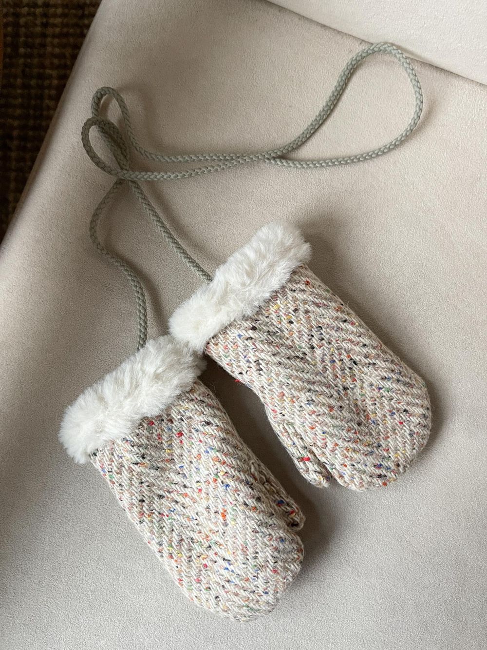 Варежки Je suis en CP!