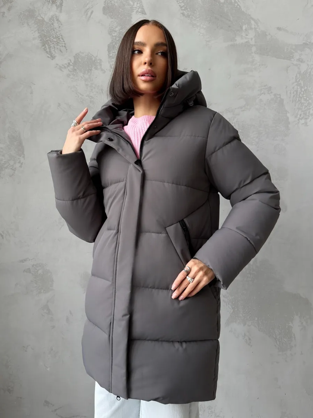 Куртка зимняя удлиненная с капюшоном