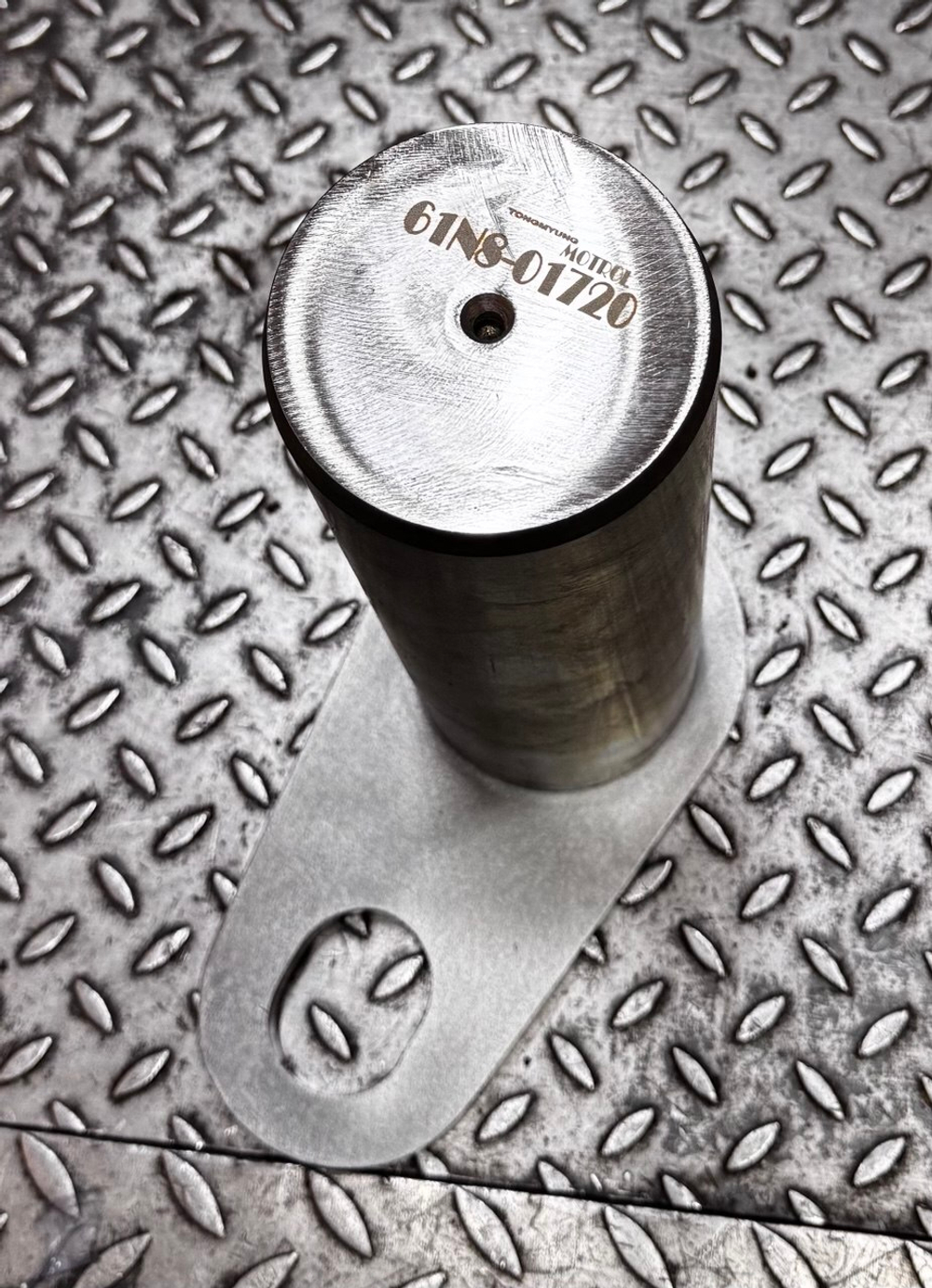 Палец 61N8-01720