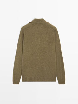 Massimo Dutti Трикотажный свитер поло из 100% шерсти с V-образным вырезом, хаки